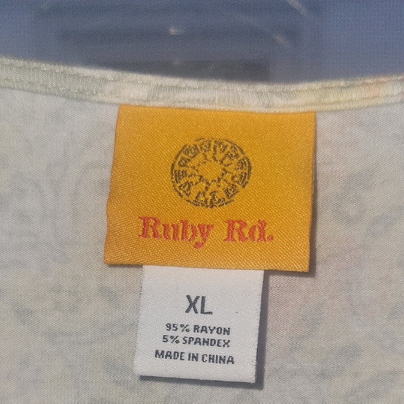 Ruby Rd. XL Top with Subtle Pattern - Picture 1 of 3